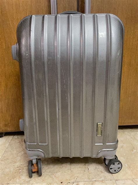 voyager tri luggage.